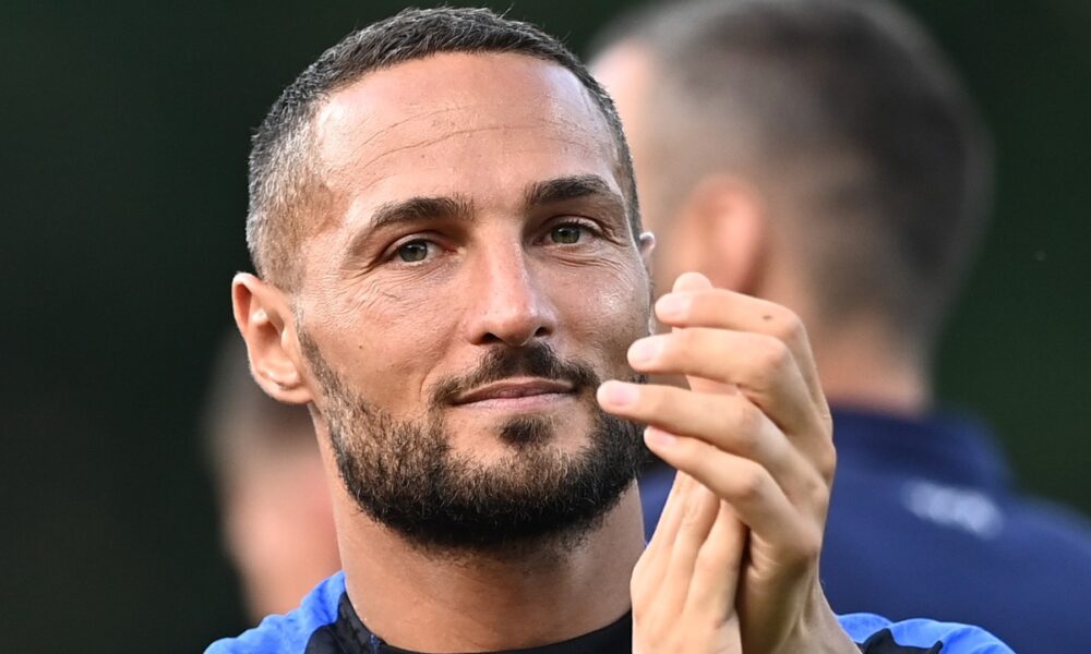 D’Ambrosio mette a nudo un problema del calcio italiano: «Vedi allenatori che esultano ai gol come se fossero in Champions. Molti tecnici non pensano più al bene dei ragazzi!