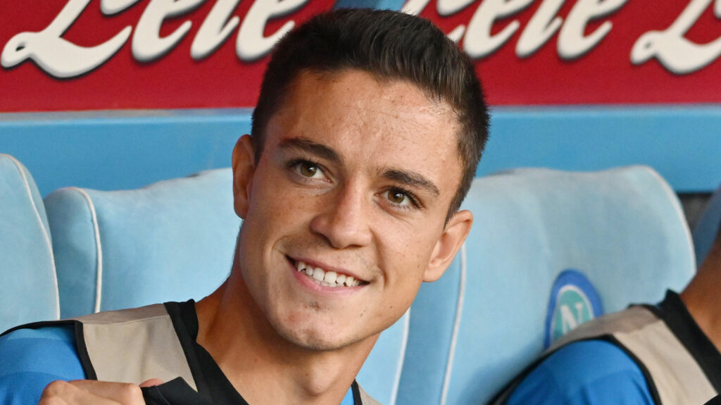 Atalanta, ufficiale l’acquisto di Raspadori: il comunicato della Dea. Ecco con che numero giocherà