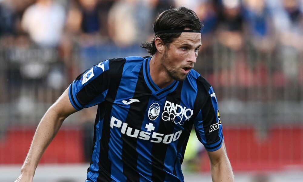 Calciomercato Sassuolo, spunta l’idea Hateboer per rinforzare ulteriormente la fascia