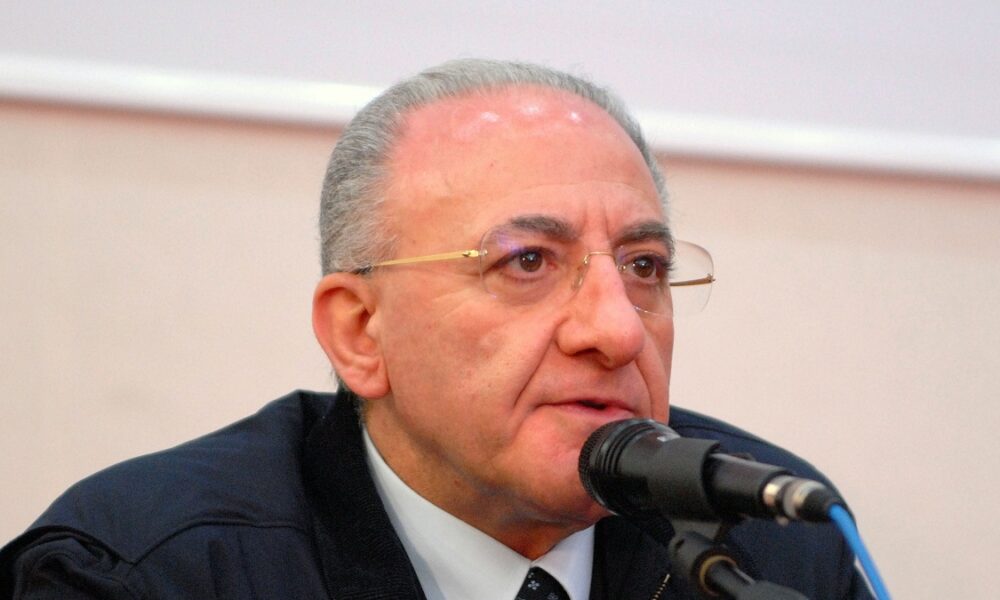 Vincenzo De Luca non ci sta: «La vicenda della serie B è stata scandalosa, essere arrivati ad oggi senza avere certezze…»