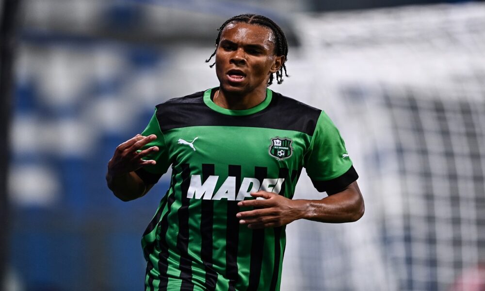 Calciomercato Sassuolo, Laurienté lascerà i neroverdi? Ecco l’opinione della società a riguardo