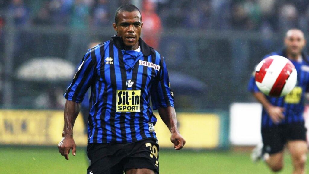 ferreira pinto in campo con l'Atalanta