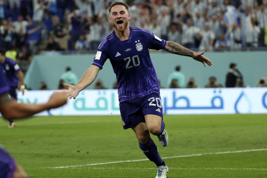 (221130) DOHA, Nov. 30, 2022 Alexis Mac Allister of Argentina celebrates after scoring during the Group C match be
