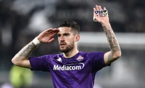 Fiorentina, Biraghi: «Sono il parafulmine della squadra, a chi mi critica chiederei una cosa»