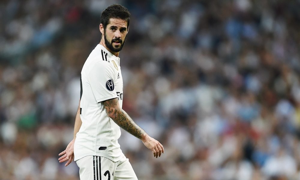 Isco rinnova con il Betis fino al 2028: l’annuncio ufficiale arriva con un enorme striscione al Benito Villamarín