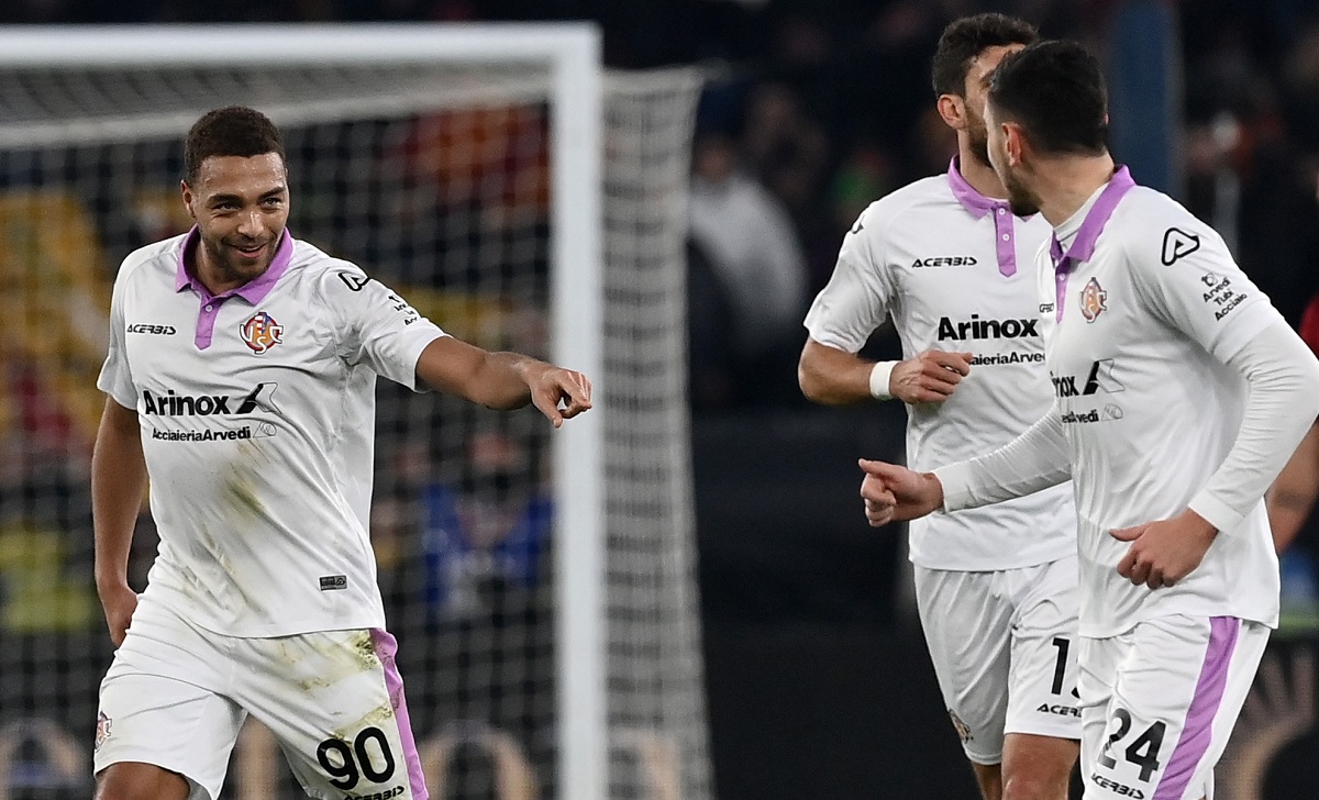 esult gol Dessers AS1 9619