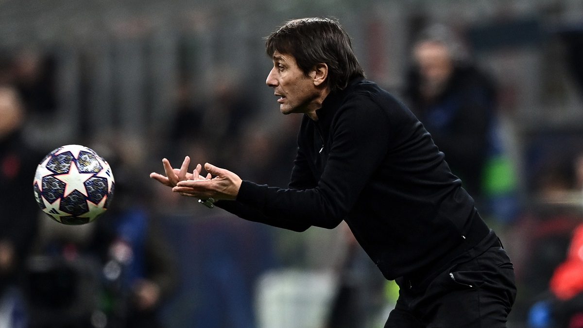 Conte, corsa a tre per il tecnico: ma chi si sta davvero muovendo? Il punto su Napoli, Milan e Juve