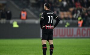 Infortunio Ibrahimovic, lo svedese neanche in panchina con l’Azerbaigian