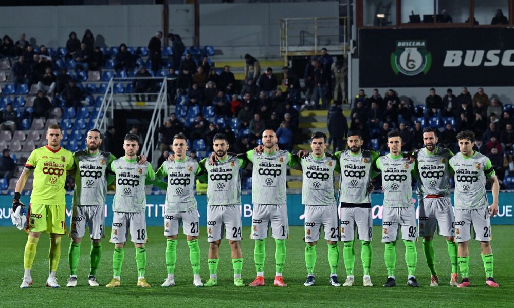 Formazioni Ufficiali Catanzaro Spezia, le scelte dei due allenatori per i Playoff