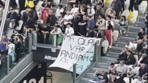 Inchiesta Juve, tifosi bianconeri in protesta: «Andiamo al TAR» – FOTO
