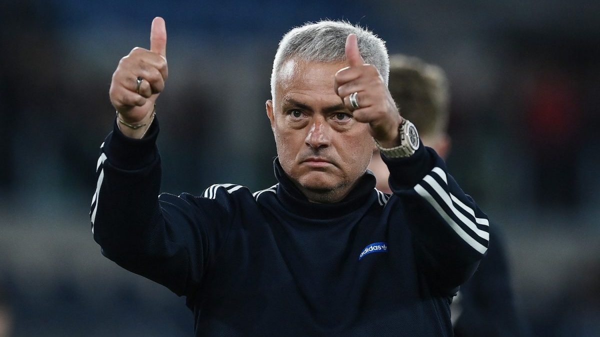 Mourinho, il Presidente CONFERMA: «Sono in corso contatti»