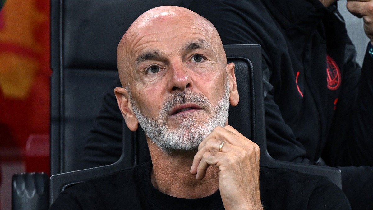 Milan, Pioli OMAGGIA Giroud: «Orgoglioso di aver lavorato con te»