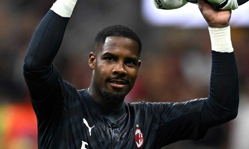 Calciomercato Milan: retroscena Maignan. In tre sono stati ‘decisivi’ per il sì al rinnovo, cos’è successo nello spogliatoio