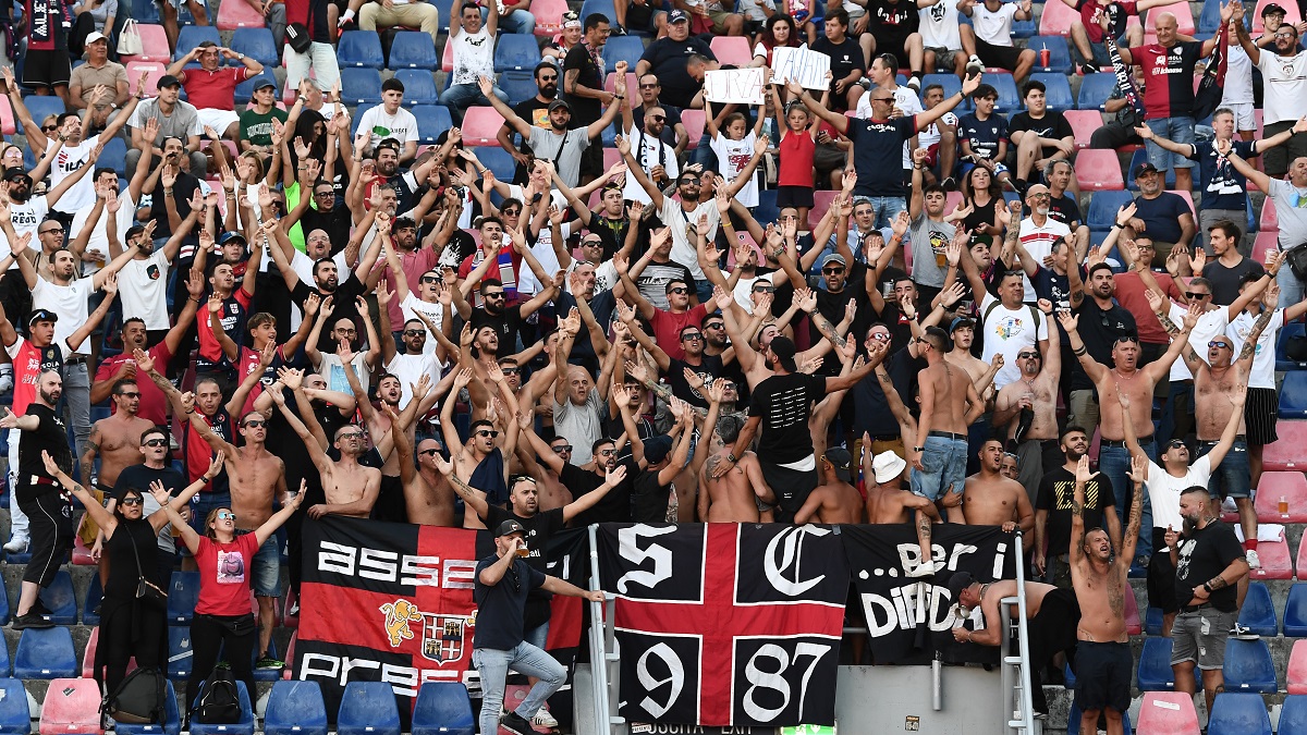 cagliari tifo