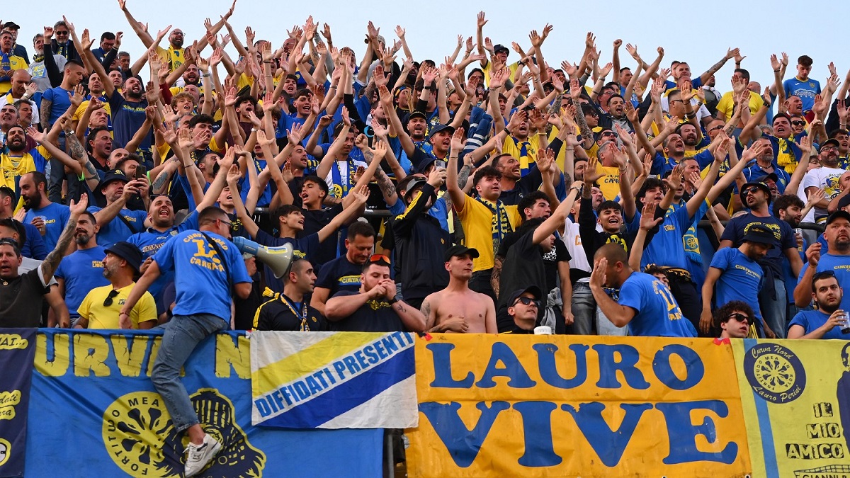 Serie C, la finale dei playoff sarà tra Carrarese e Vicenza 36 Carrarese