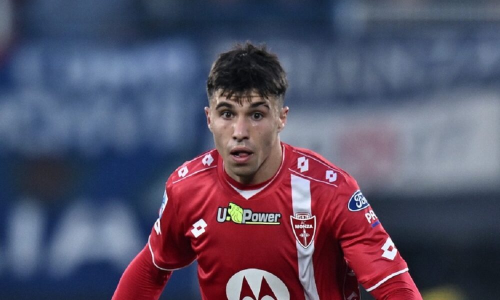Bianco Monza, parla l’agente: «Sta facendo molto bene, sapevo che avrebbe mostrato le sue qualità anche in A, futuro? Parleremo con la Fiorentina in estate»