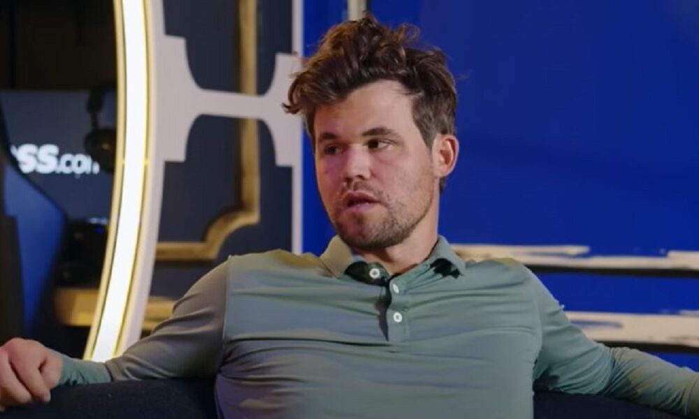 Magnus Carlsen, debutto del numero uno al mondo di scacchi con il St Pauli: «Sono nella squadra più cool di Germania»