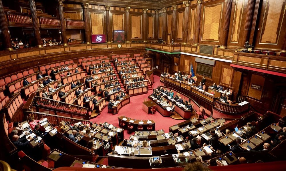 Riforme nel calcio, l’indicazione dal Senato per il Governo: superare il decreto dignità, no al decreto crescita