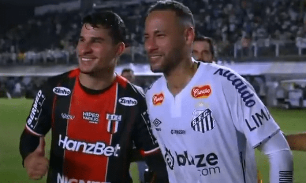 Neymar, il gesto dei giocatori del Botafogo fa impazzire il web: arriva la risposta dell’ex Barcellona – VIDEO