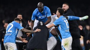 Serie A, lotta scudetto: cosa succede in caso di arrivo a pari punti tra Inter e Napoli? Ecco cosa dice il regolamento