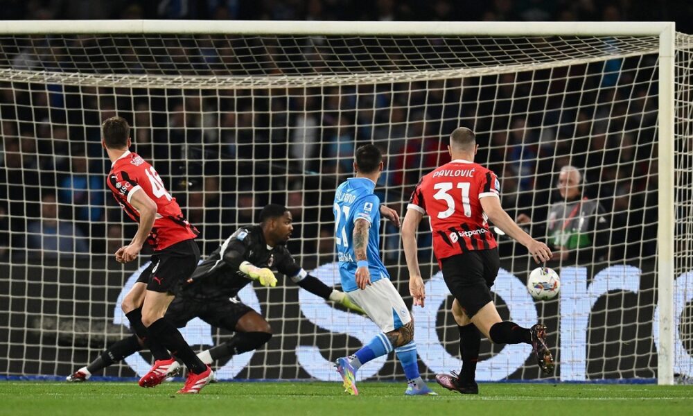 Napoli Milan 2-0: la squadra di Conte è la prima finalista della Supercoppa Italiana, domani l’altra finalista dalla sfida Bologna Inter