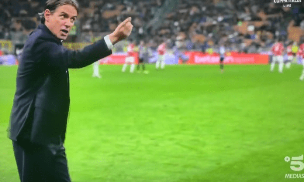 Inzaghi, sfogo clamoroso nel finale di gara del derby contro il Milan: «Non voglio il recupero! Non mi prendete per il…» – VIDEO 