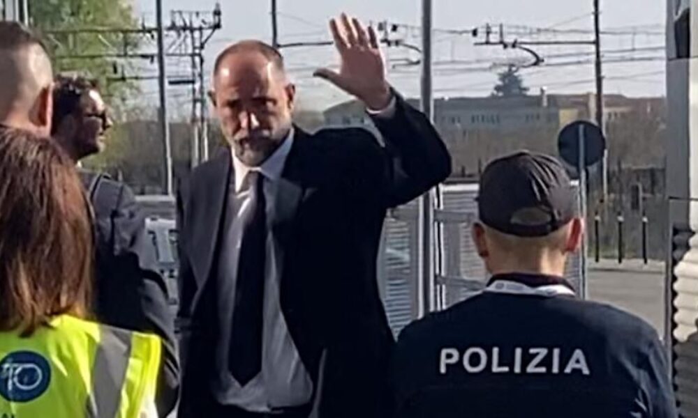 Roma Juve, i bianconeri partono per la trasferta: le immagini della squadra di Tudor che andrà alla caccia del quarto posto – FOTO e VIDEO