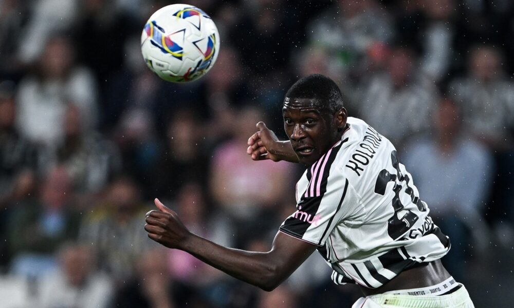 Kolo Muani Juventus, lo spogliatoio si espone: ecco il gesto dei bianconeri in queste ore!