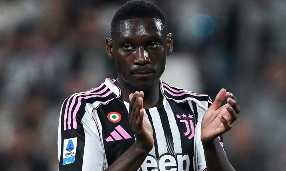 Calciomercato Juve: si complica Dibu Martinez! Per l’attacco nuovo tentativo per Kolo Muani