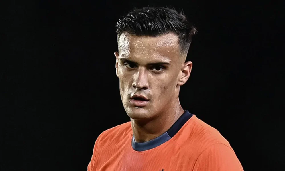 Aleksandar Stankovic, il talento che cresce e fa sognare: in Belgio convince e l’Inter osserva con ottimismo pensando ad un suo ritorno in nerazzurro!