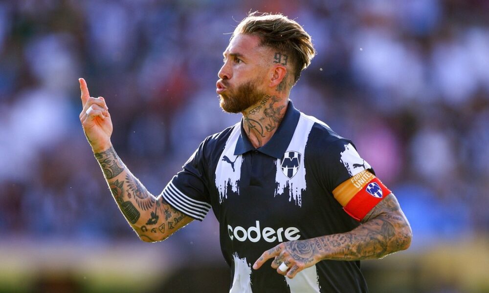 Sergio Ramos alimenta le voci di mercato provenienti dalla Spagna: il suo like sui social scatena l’entusiasmo dei tifosi