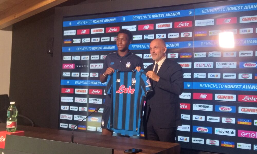 Ahanor si presenta all’Atalanta: «Umiltà e lavoro per crescere. Per me è un grande sogno giocare la Champions League»