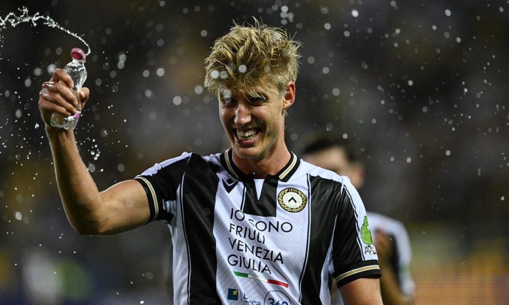 Mercato Juve, nuovo nome per la difesa dei bianconeri: l’Udinese si muove prima e cambia gli scenari