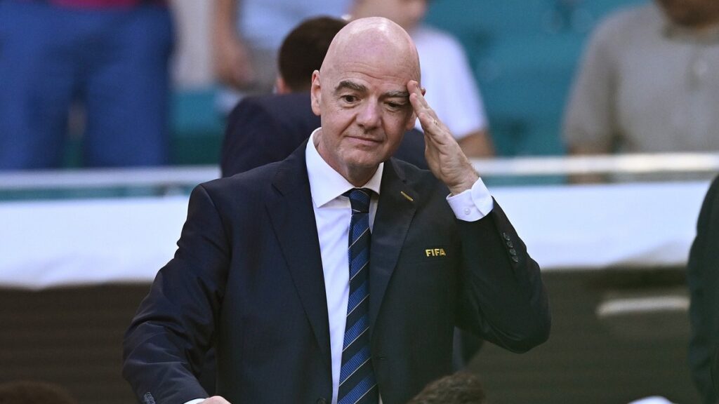 Infantino mondiale per club