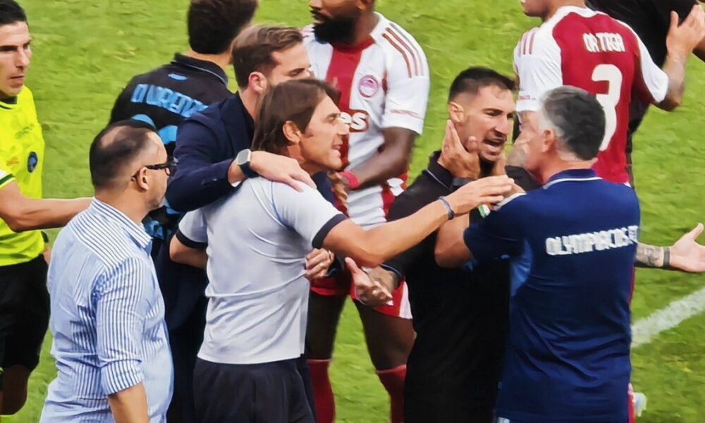 Conte Napoli, il tecnico perde le staffe! Tensione alle stelle nell’amichevole contro l’Olympiacos