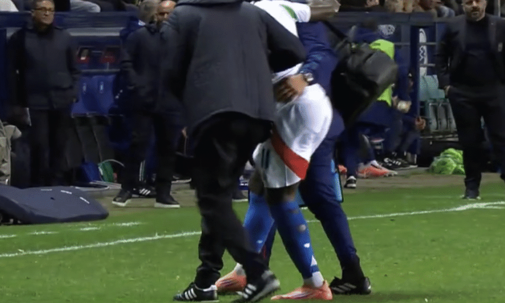 Infortunio Kean, l’attaccante lascia il ritiro azzurro ma rassicura tutti: spunta la ‘promessa’ social – FOTO