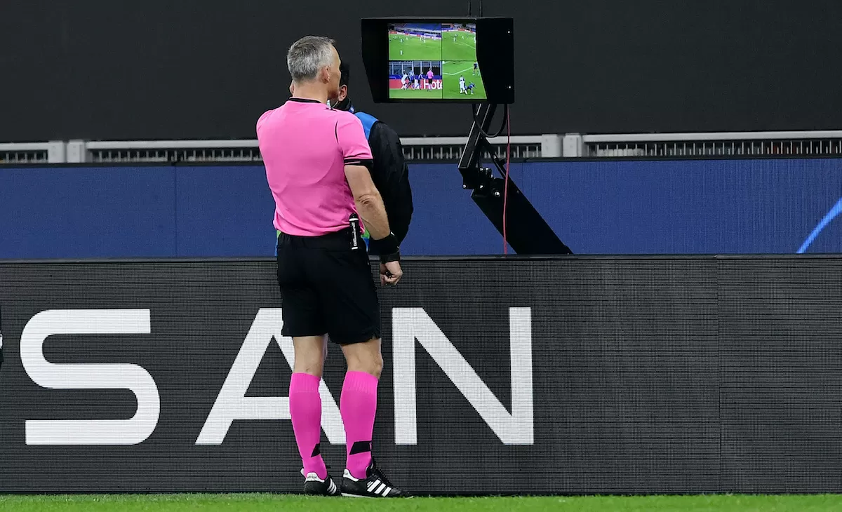 Serie A, la Procura Federale mette sotto osservazione il VAR: dopo le polemiche arrivano decisioni clamorose Serie A, la Procura Federale mette sotto osservazione il VAR: dopo le polemiche arrivano decisioni clamorose