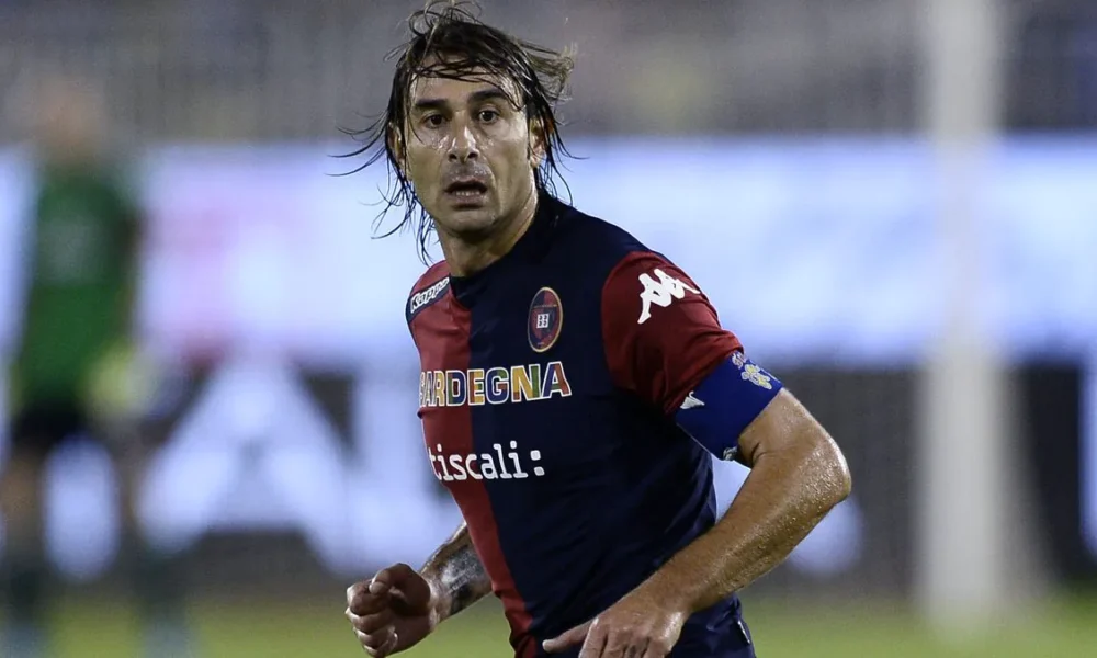 Cagliari, Conti racconta: « Astori? Eravamo molto legati, mi sento ancora con i suoi fratelli. Un ragazzo speciale. Nainggolan? Era davvero inarrestabile»
