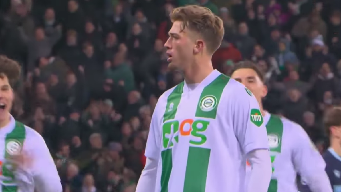 luciano valente tutto pronto per l8217esordio con l8217olanda dall8217europa league alla nazionale un8217ascesa fulminea