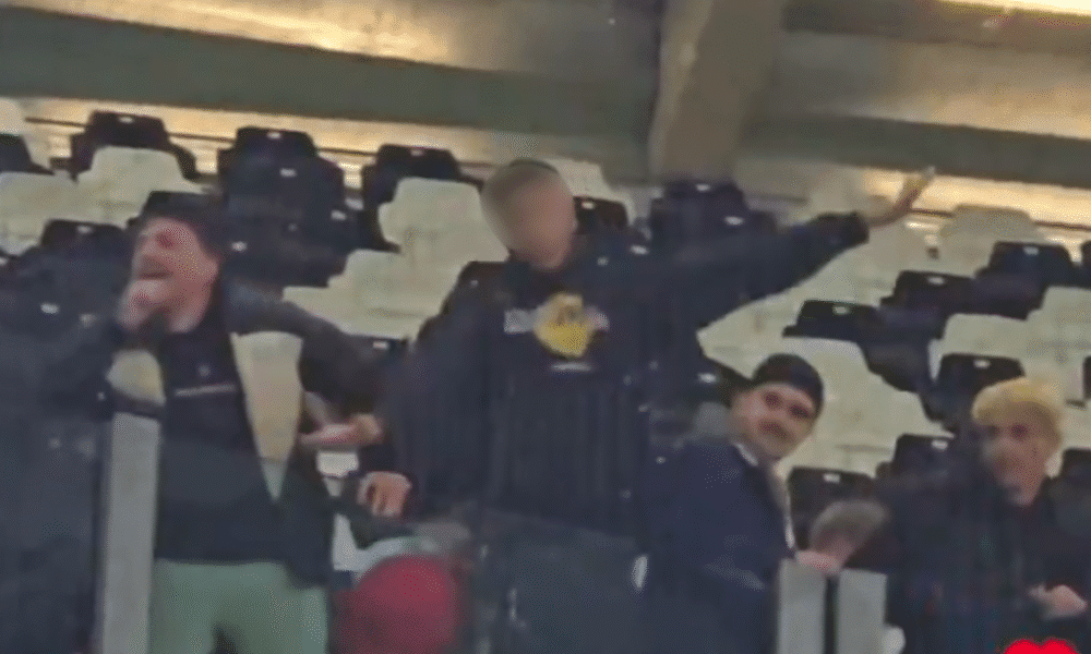 Torino, tifoso della Juve mima l’aereo di Superga: la rabbia dei fan granata – VIDEO