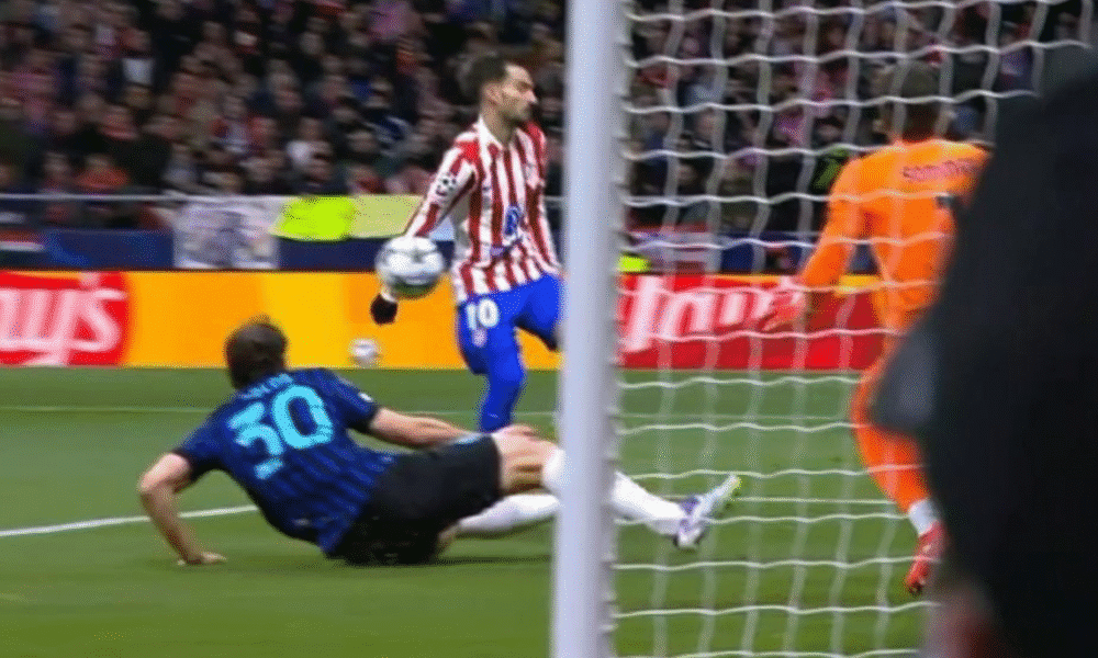 Atletico Madrid Inter, dubbi sul vantaggio dei Colchoneros: ecco cosa è successo e perché i nerazzurri hanno protestato