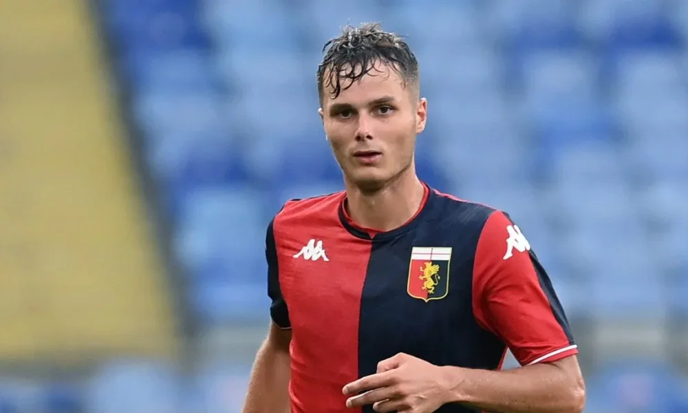 Vanheusden lascia al calcio a 26 anni: «La mia vita da calciatore professionista si ferma. Ho sempre dato tutto per tornare in campo, ma ogni volta è stato più difficile»