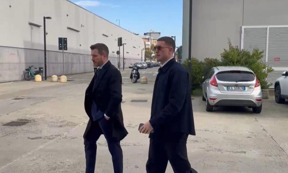 Vlahovic Juve: visite al J Medical per l’attaccante dopo l’infortunio con la Nazionale. Ecco come sta e le ultime in vista della sfida contro la Fiorentina – VIDEO