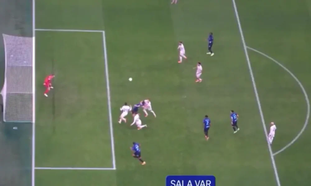 Inter Fiorentina, svelato l’audio Var sul contatto in area si rigore Comuzzo Pio Esposito: ecco cosa è successo