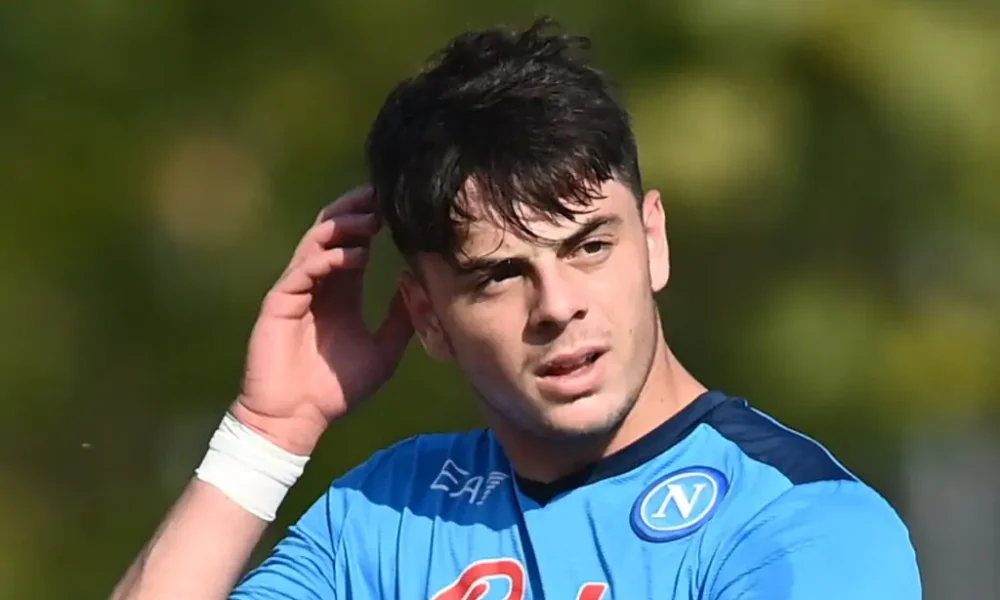 Ambrosino Napoli, addio a gennaio? Un club inizia a valutare la possibilità di prendere il giocatore dei partenopei. I dettagli sull’ipotetica trattativa