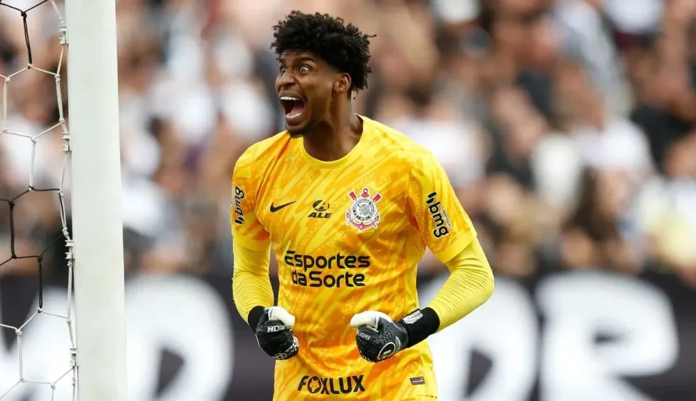 Hugo Souza Milan, il portiere brasiliano resta nel mirino dei rossoneri come futuro erede di Maignan. La rivelazione del piano di Tare per portarlo in Italia
