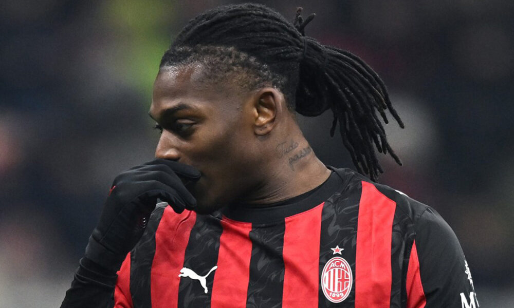 Leao torna a disposizione di Allegri! Sarà titolare in Napoli Milan? Le ultimissime indiscrezioni