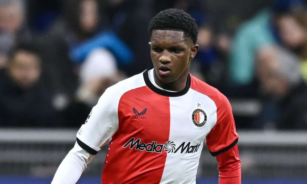 Feyenoord Ajax, tutto pronto per lo snodo cruciale in Eredivisie! Ma in casa biancorossa qualcuno lancia l’allarme…
