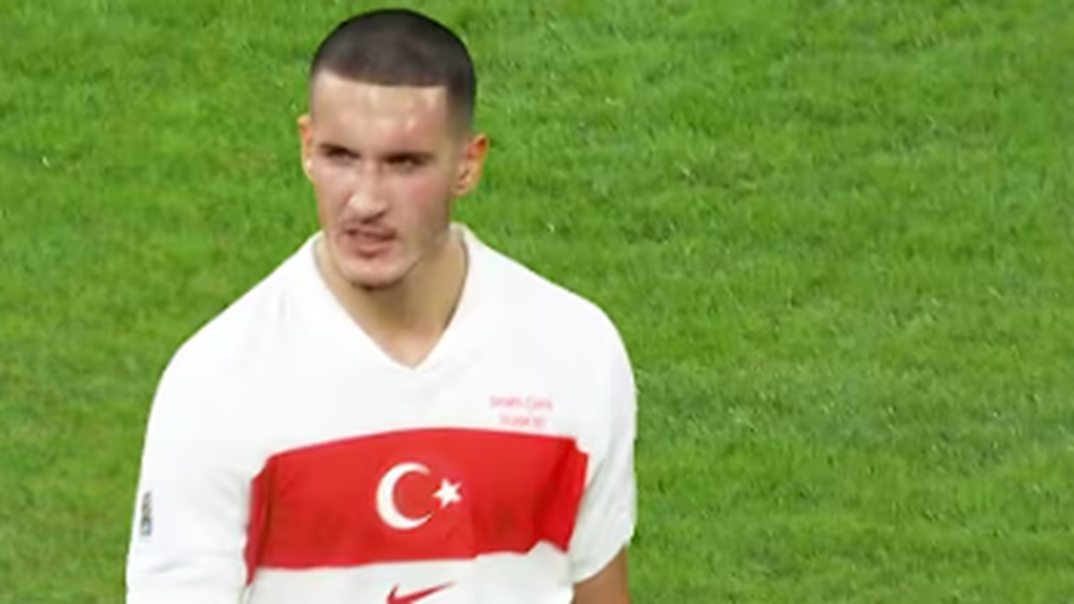Deniz Gul Brilla Con Il Porto Chi La Sua Storia