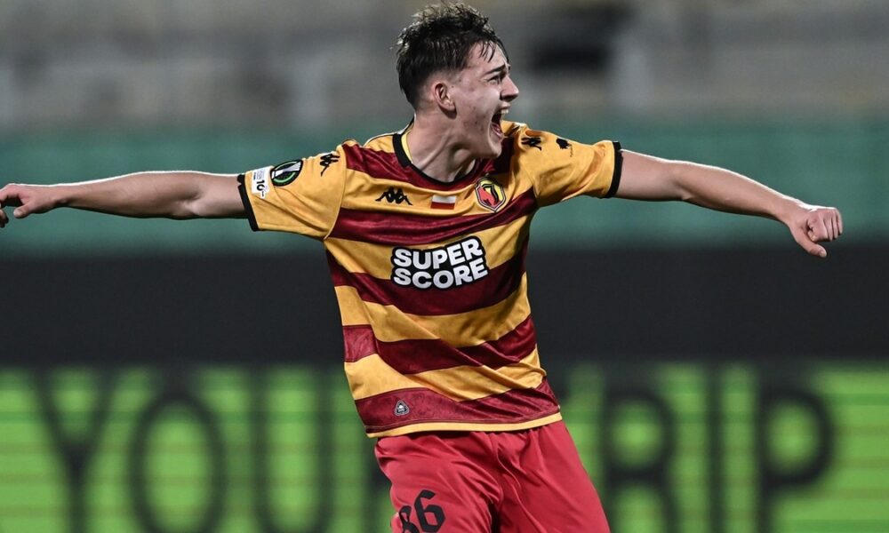 Chi è Bartosz Mazurek, il primo 2007 a segnare 3 gol in una competizione europea UEFA. Cosa è successo in Fiorentina Jagiellonia